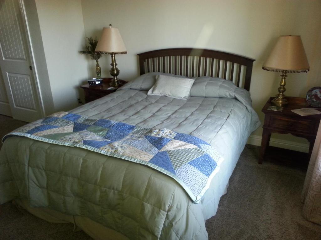 Yosemite Sierra View Bed & Breakfast Oakhurst Ruang foto