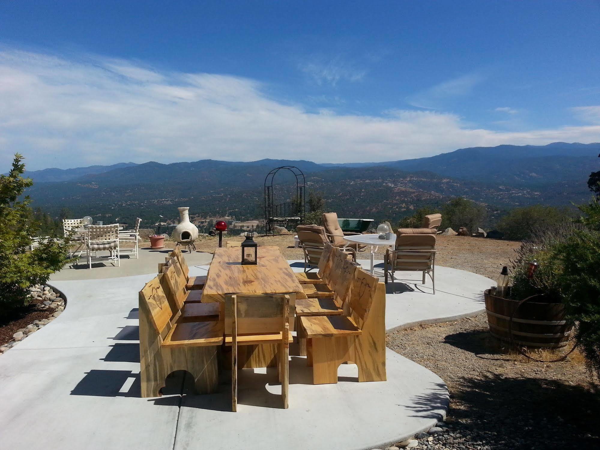 Yosemite Sierra View Bed & Breakfast Oakhurst Bagian luar foto