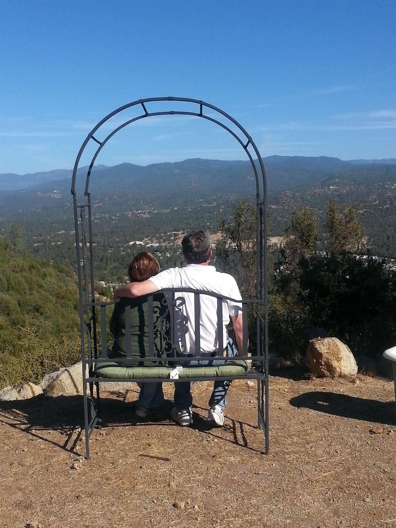 Yosemite Sierra View Bed & Breakfast Oakhurst Bagian luar foto