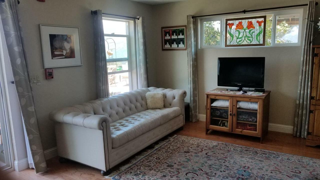 Yosemite Sierra View Bed & Breakfast Oakhurst Bagian luar foto